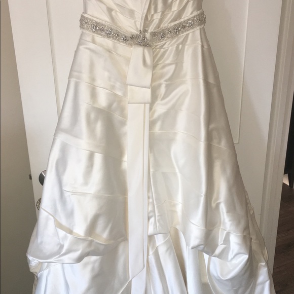 Wedding dress / Michelle Roth / Kleinfelds - Picture 5 of 8